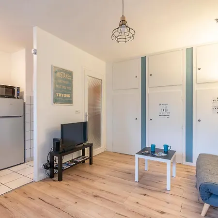 Cosy 110 - Centre - Stationnement - Gare Apartment Chambéry
